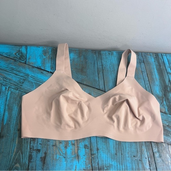 Knix Evolution Bra Size 5 (38C, 38D, 40C) - Picture 3 of 7